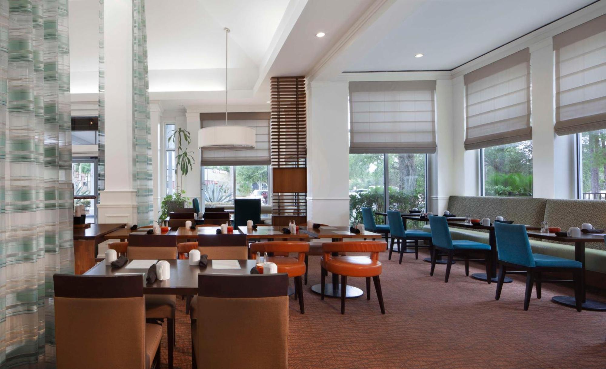 Hilton Garden Inn Jacksonville Jtb/Deerwood Park Exterior photo