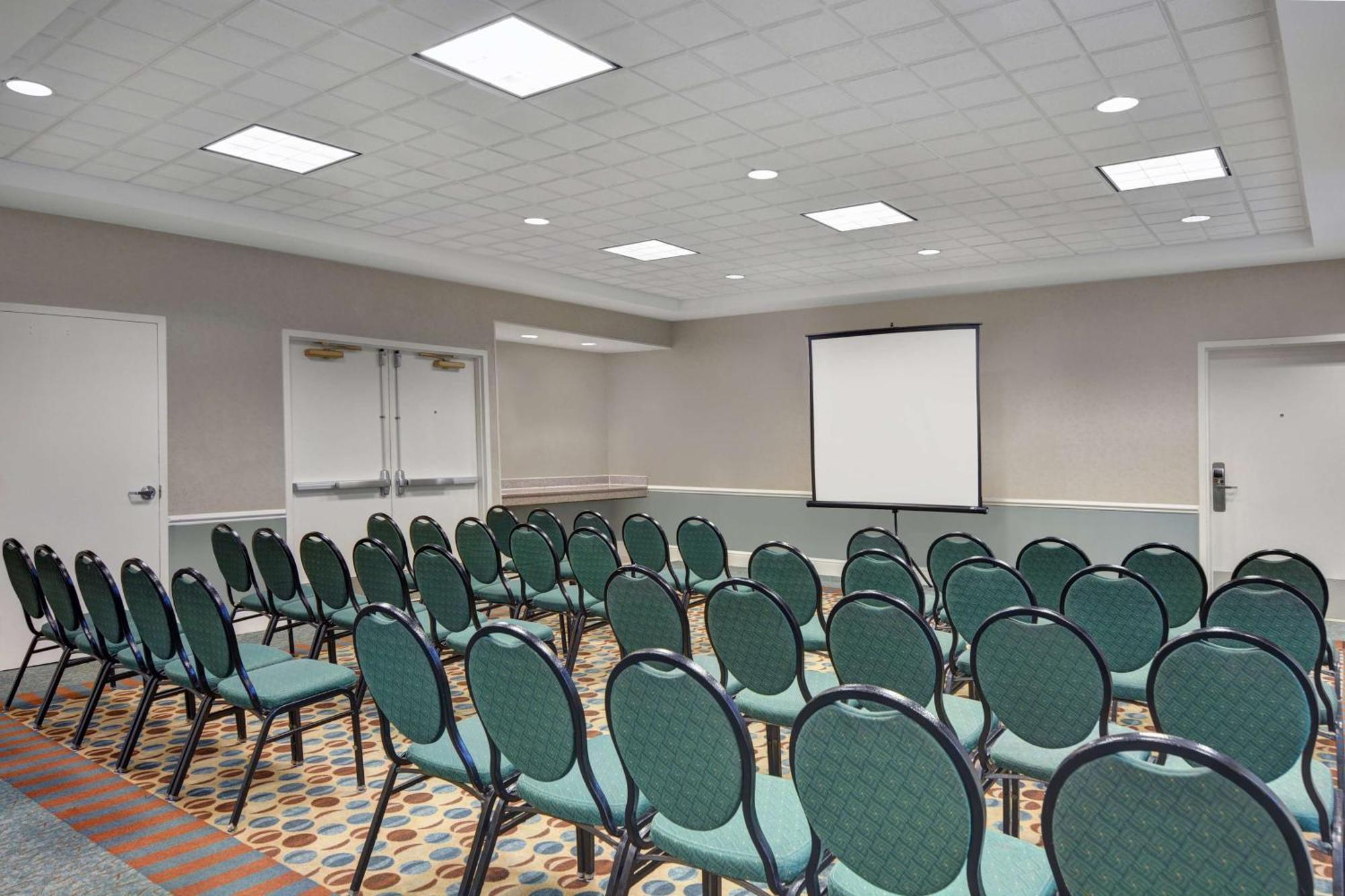 Hilton Garden Inn Jacksonville Jtb/Deerwood Park Exterior photo