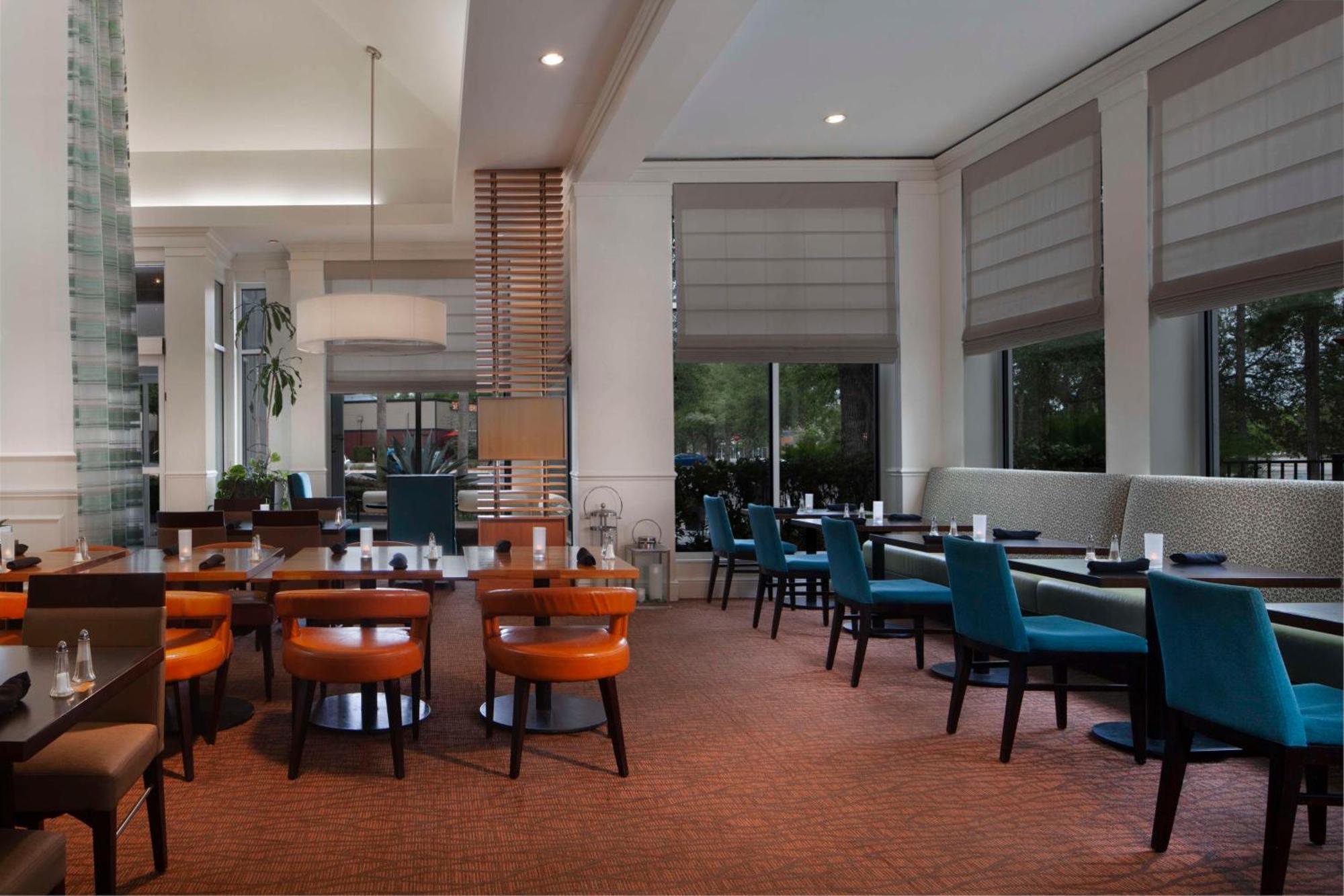 Hilton Garden Inn Jacksonville Jtb/Deerwood Park Exterior photo